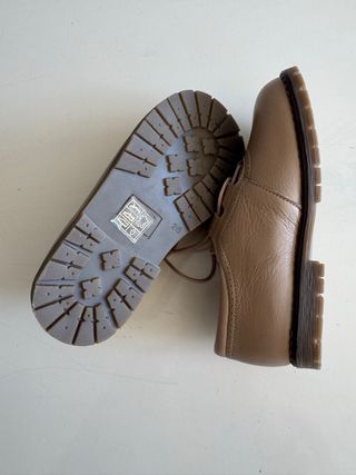 Zapatos de piel para bebé