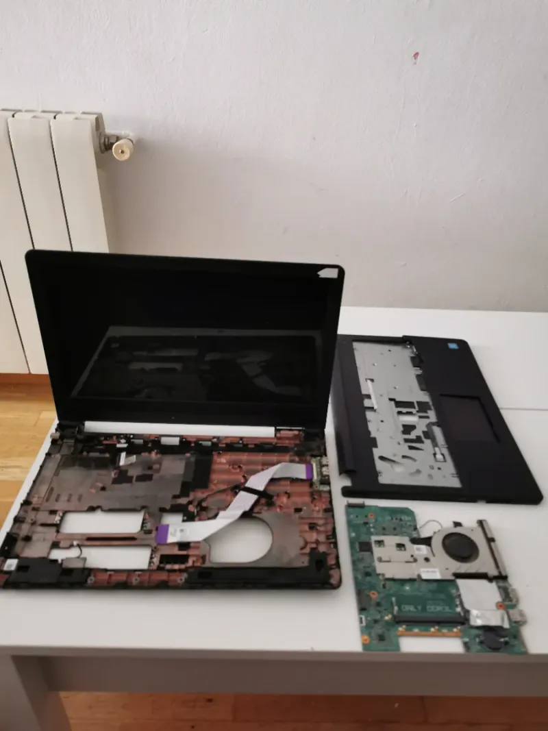 Dell Inspiron 15 - Piezas