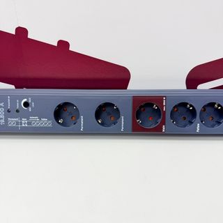 Multiplicador  regleta automática Secure-Tec de Brennenstuh