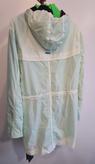 Chubasquero/Parka KHUJO verde y blanco Talla L