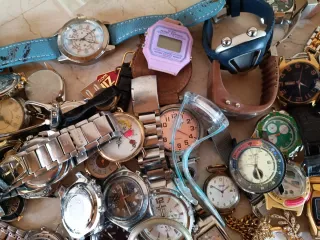 Stock orologi e cinturini misti