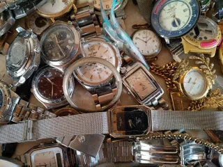Stock orologi e cinturini misti