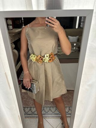 Vestido de fiesta con flores