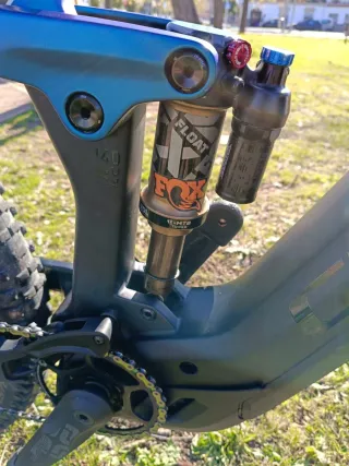 Bici eléctrica 29 azul