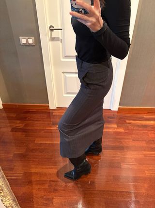 Falda tubo raya diplomática