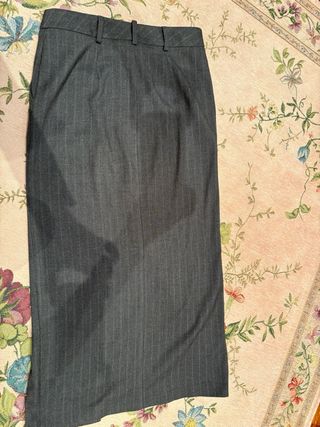 Falda tubo raya diplomática