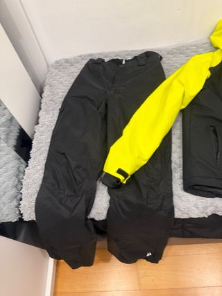 Conjunto Ropa Nieve Chaqueta y Pantalón talla S