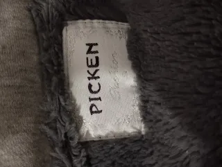 Abrigo gris, marca Picken