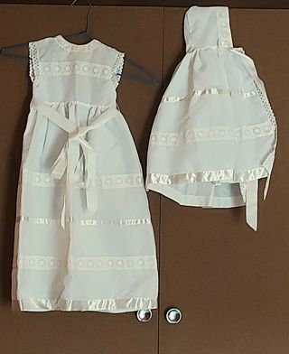 Vestido y capota ceremonia bautizo
