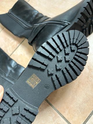 Stivali alti ecopelle Klàs neri nuovi