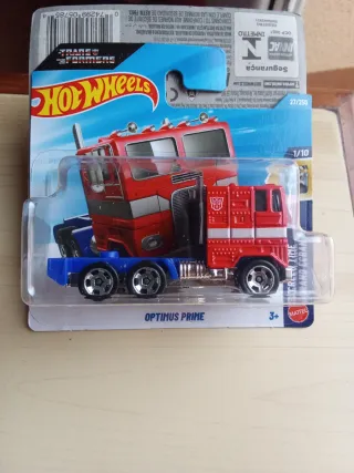 Hot Wheels Optimus Prime Transformers