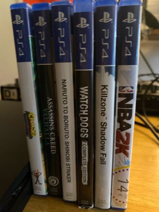 PS4 (Playstation 4) con 6 juegos y mando