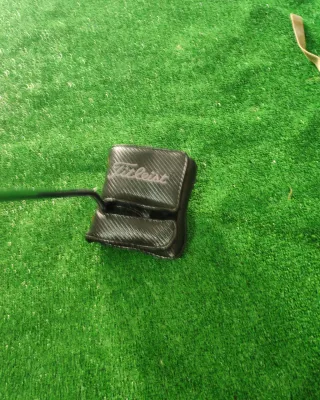 Putter Scotty Cameron Futura 33"