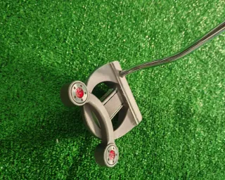 Putter Scotty Cameron Futura 33"