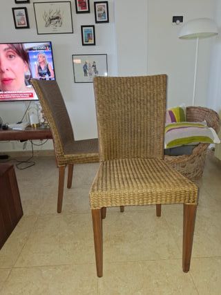 Conjunto de 5 sillas de mesa de mimbre y madera