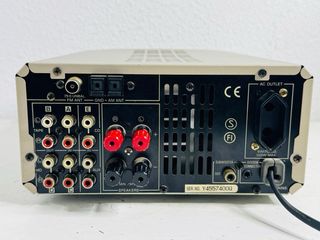 Yamaha RX-E100 Stereo Receiver Solo Piezas No Func