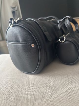 Bolso y mini bolso cilíndrico ZARA negro