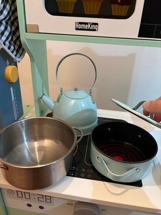 Cocinita de madera para niños