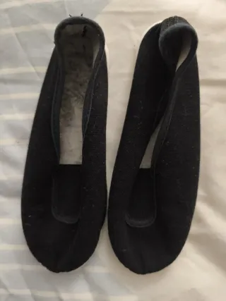 Lote equipación karate cinturones y zapatillas