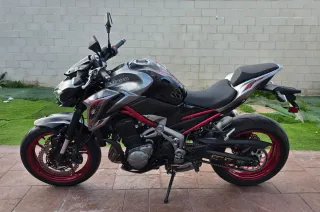 Kawasaki Z900