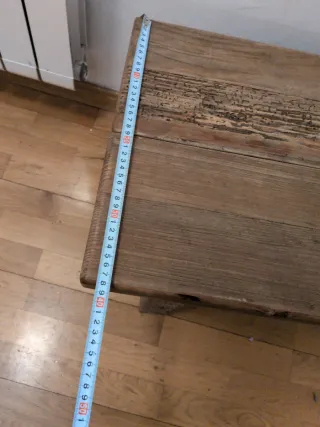 Banco de madera rústico solido