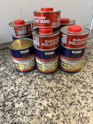 Esmalte Poliuretano + Acrílico Titan Yate
