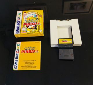 Game Boy Color + 5 Juegos Pokémon + Funda Pikachu.