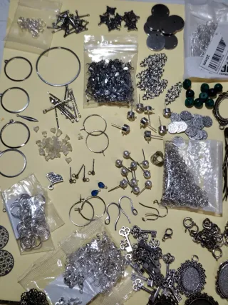 Lote fornituras bisutería abalorios murano