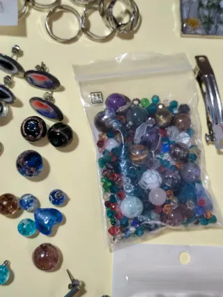 Lote fornituras bisutería abalorios murano