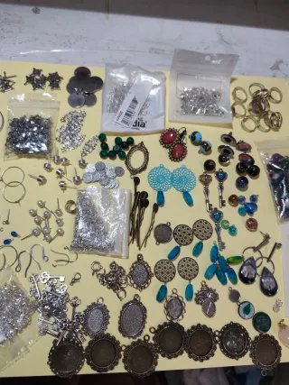 Lote fornituras bisutería abalorios murano