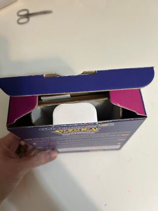 Game Boy Color Pikachu + Funda Pokémon Precintada