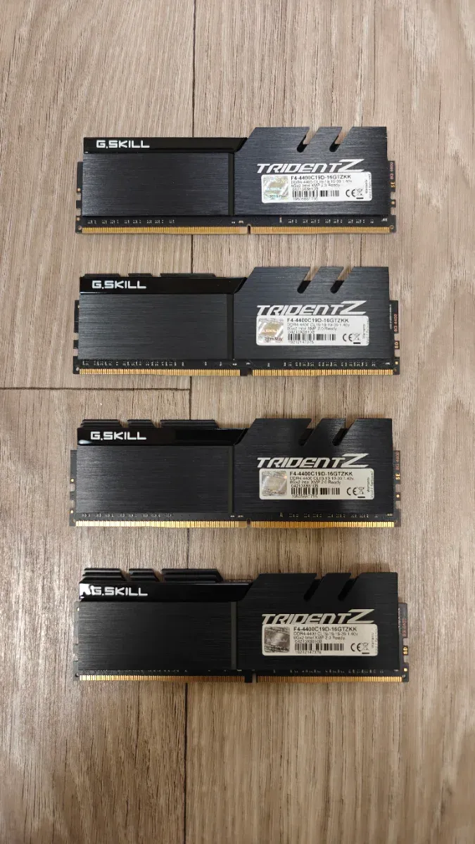 32GB RAM 4400MHz (4x8GB)