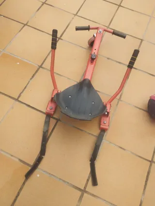 Patinete eléctrico con asiento