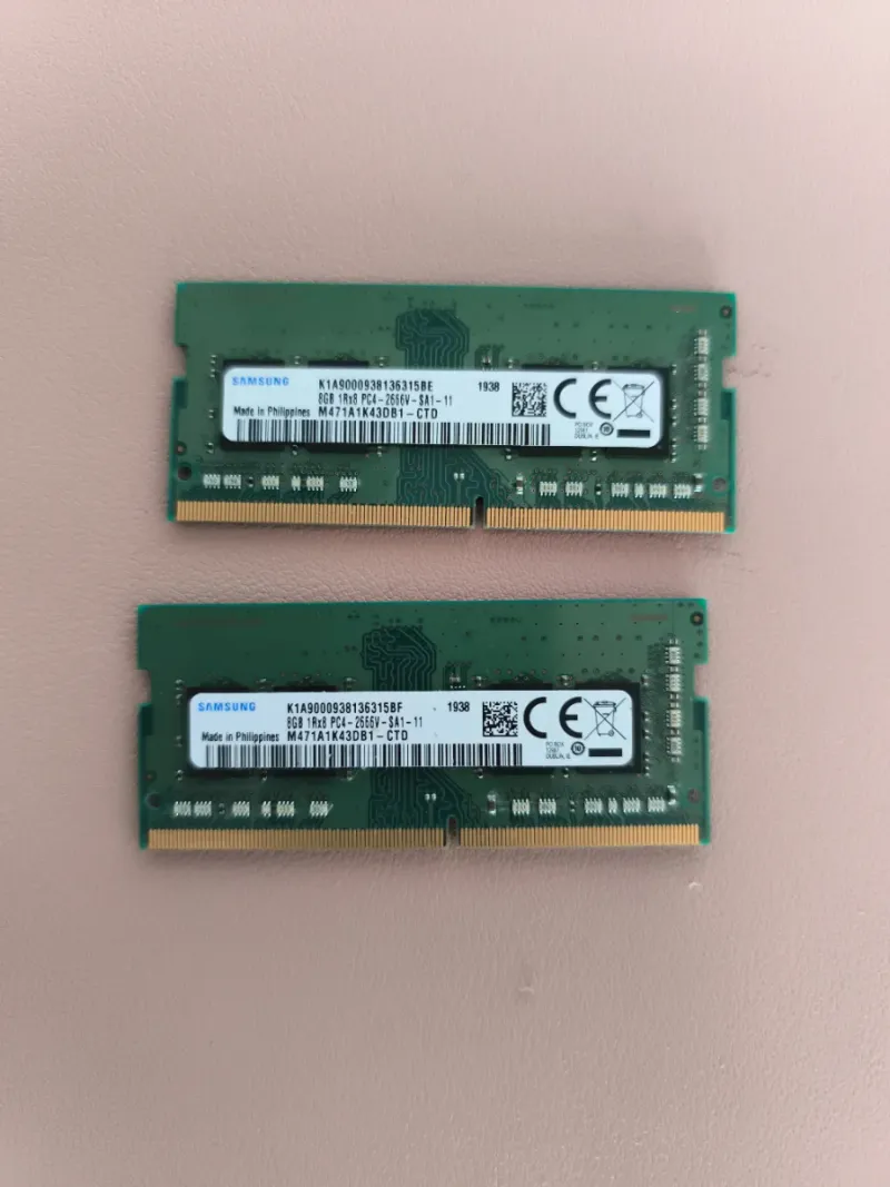2x 8GB DDR4 2666 SODIMM Samsung