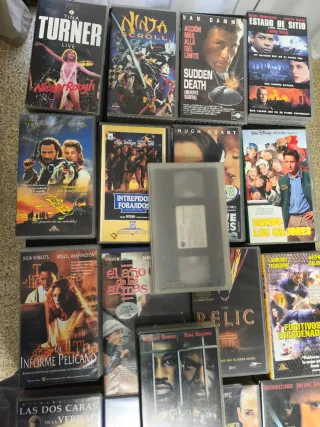 Lote 31 Películas VHS Acción/Aventura/Crimen