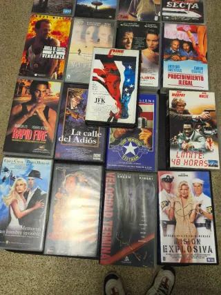 Lote 31 Películas VHS Acción/Aventura/Crimen