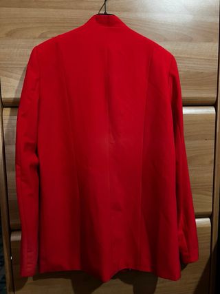 Blazer rosso Stradivarius