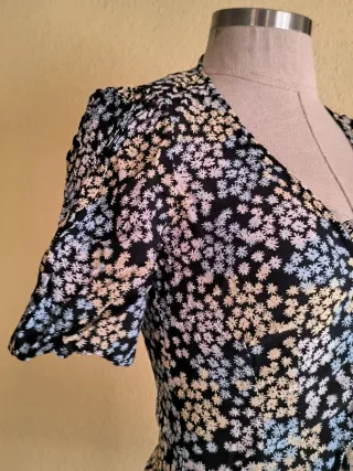 Camiseta floral manga corta