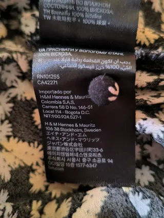 Camiseta floral manga corta