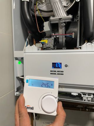 Servicios aire, calderas, fontanería y pladur.