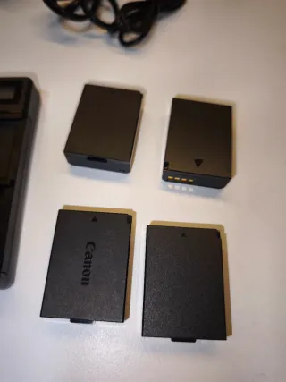 Cámara Canon EOS 2000D Reflex