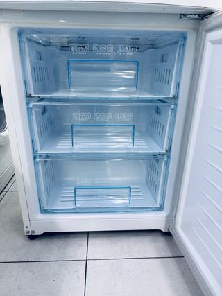 Nevera Daewoo Blanca