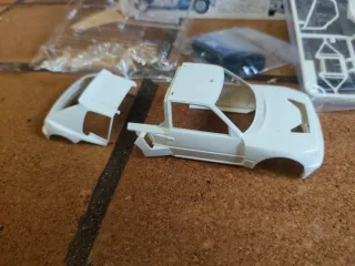 Maqueta Tamiya Peugeot 205 T16 1/24