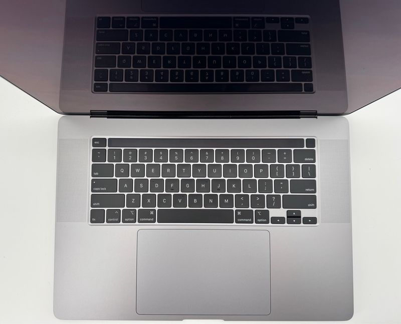 MacBook Pro 16” 2019 afbeelding 2