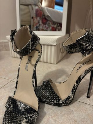 Sandalias tacón serpiente