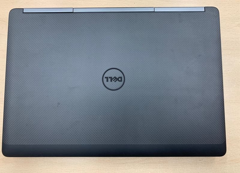 Dell Precision 7520 i7-6820HQ 16GB 256GB SSD afbeelding 2