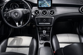 MERCEDES-BENZ GLA 180 2017 Business
