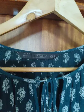 Vestido verde estampado manga larga