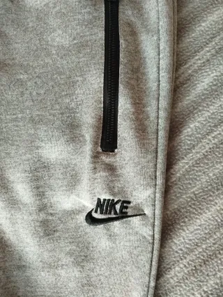 Pantalones Nike grises