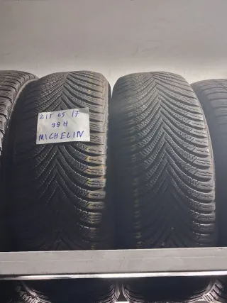 Michelin 215/65 R17 99H Neumático